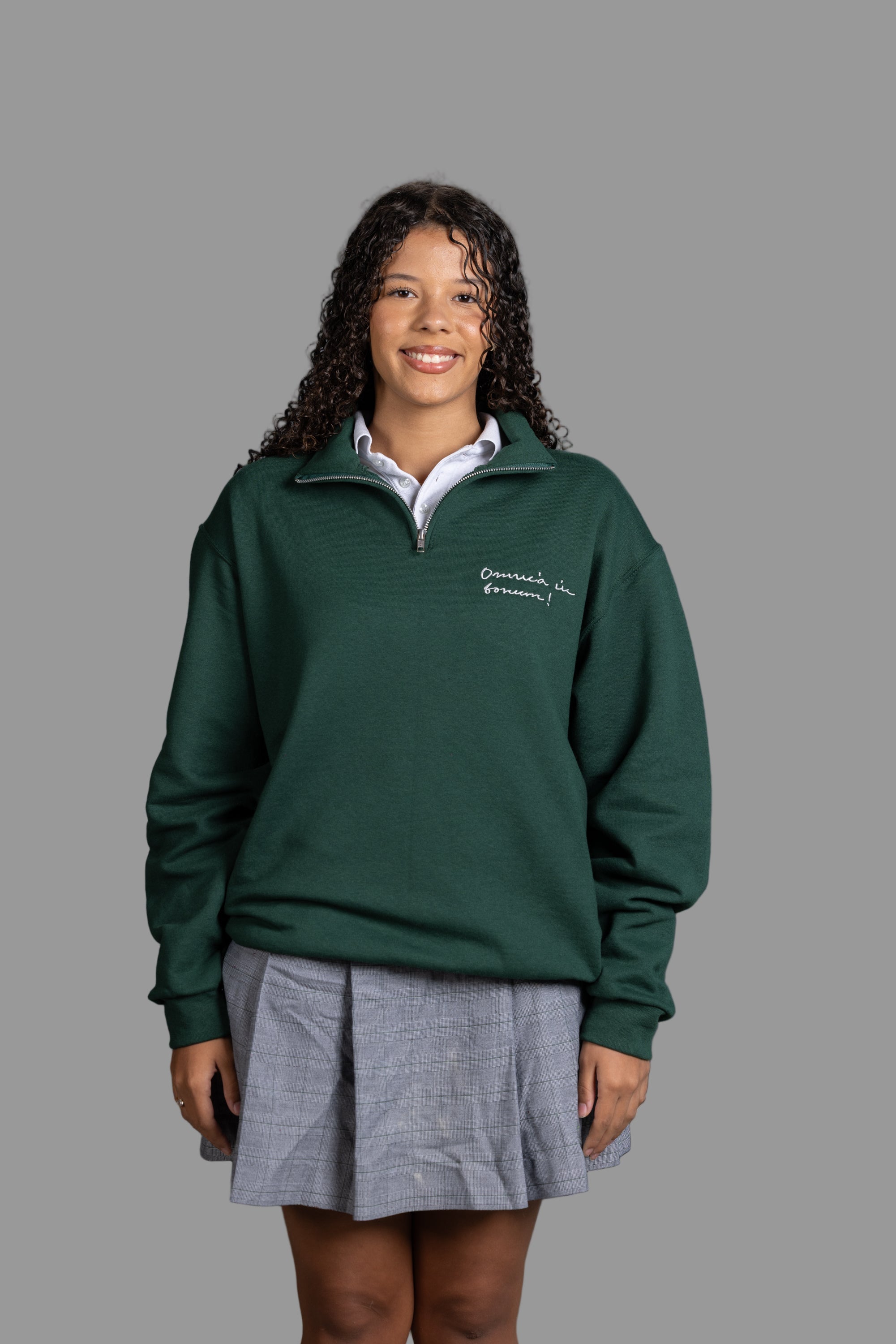 Omnia in Bonum - 1/4 Zipper Sweatshirt  Small Logo