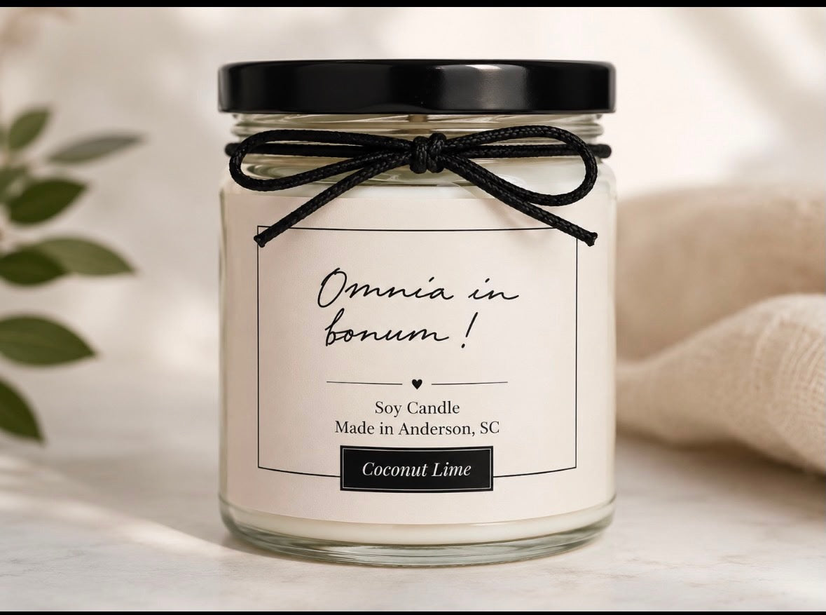 Omnia in Bonum — Soy Candle | Coconut Lime